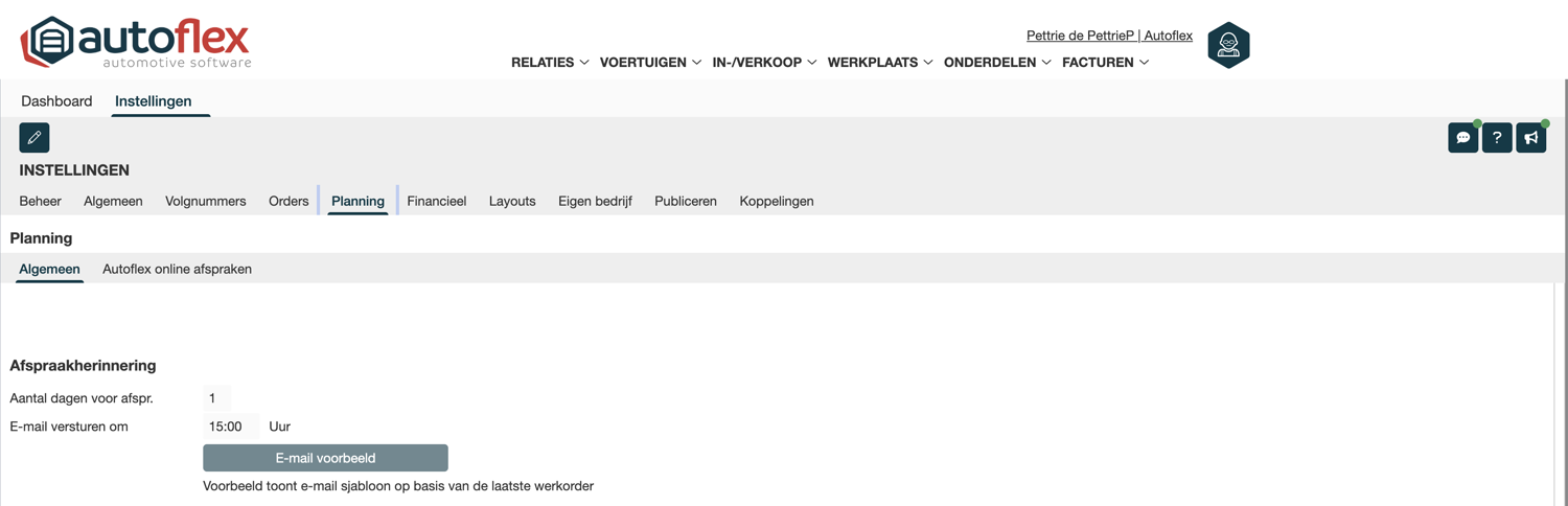 Blok Afspraakherinnering op het tabblad Planning, met Aantal dagen voor afspr., E-mail versturen om en de knop E-mail voorbeeld
